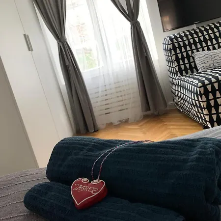 Apartmani Sb 42 Zagabria Esterno foto
