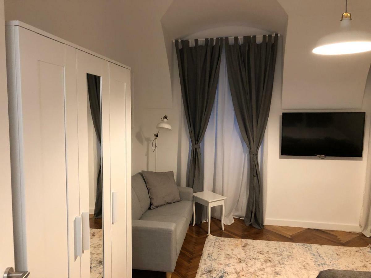 Sb 42 * Zagreb